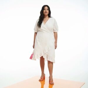 NWT Ruffled Edge Wrap Dress - Addition Elle